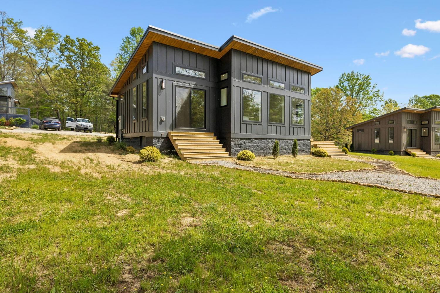 51-Dwellings-Drive For Sale