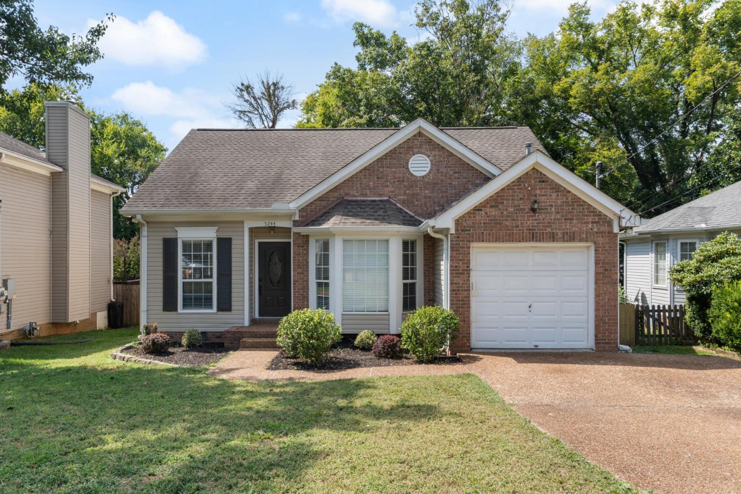 5244-Village-Trce For Sale