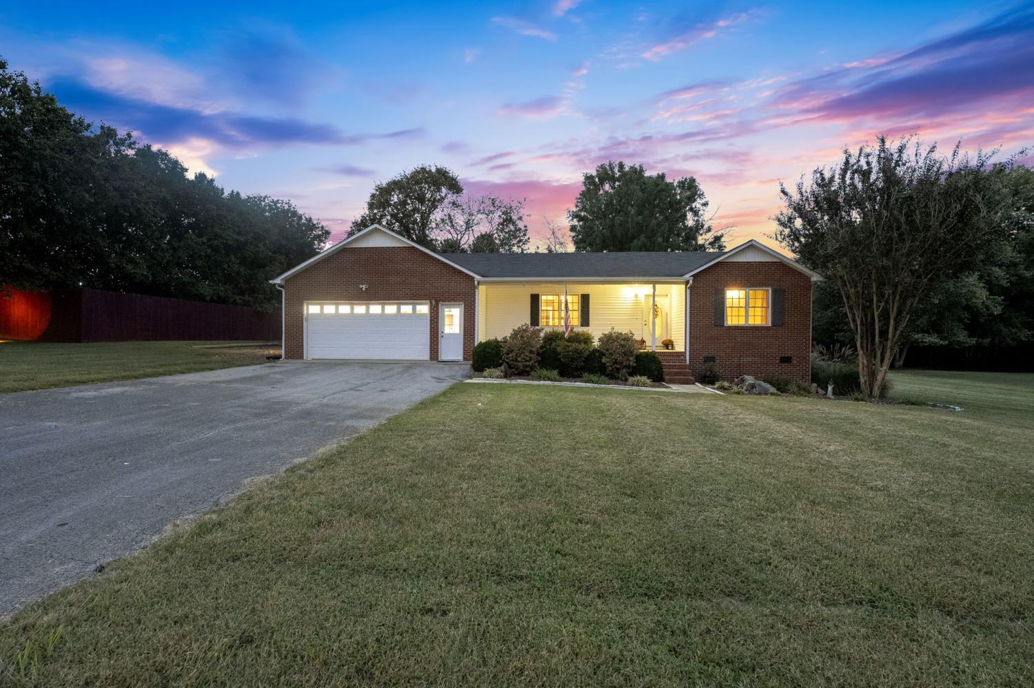 584-Fairview-Cir For Sale