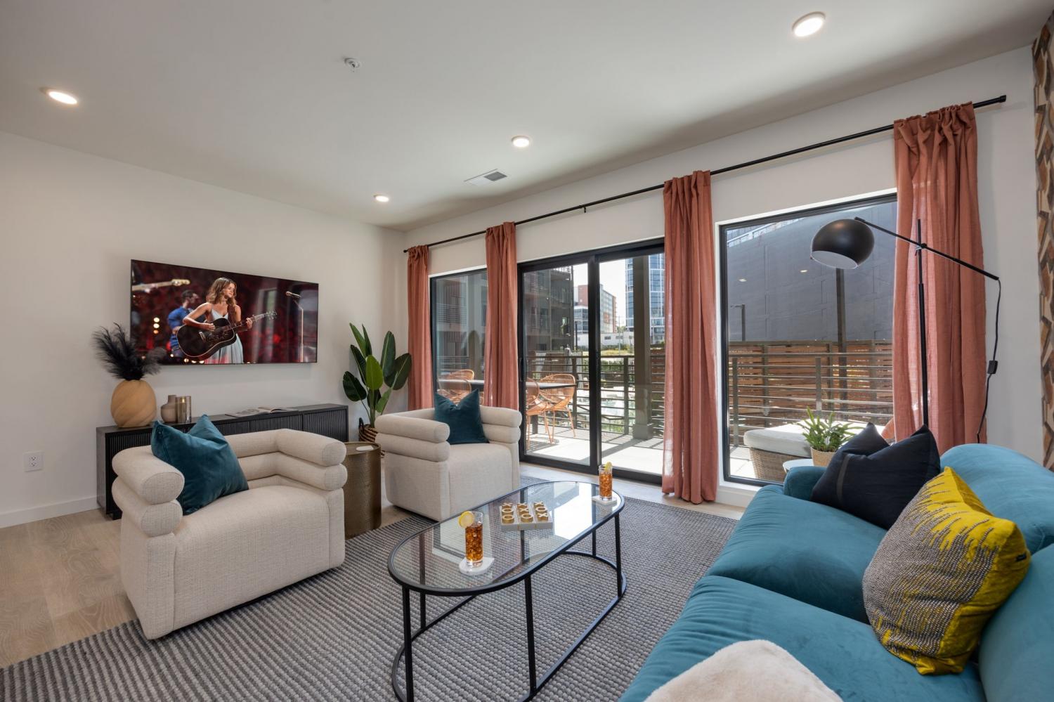 635-7th-Ave--S For Sale