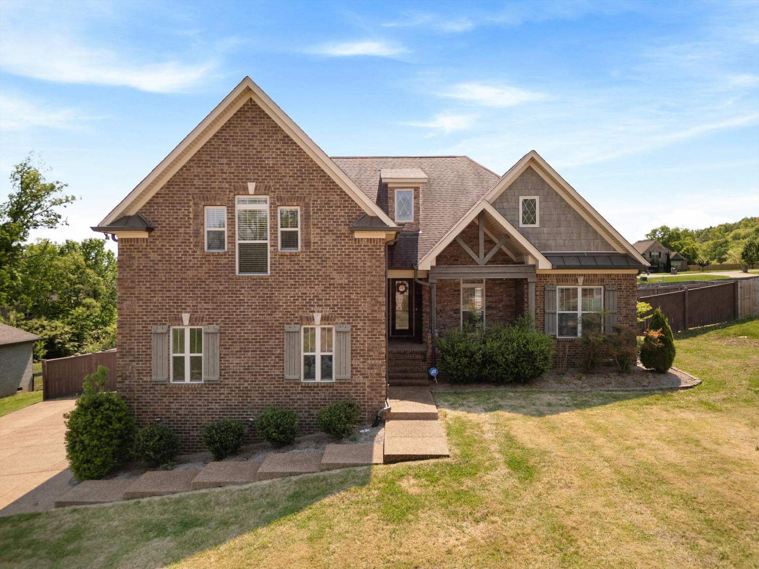 56-Harbor-Pt For Sale