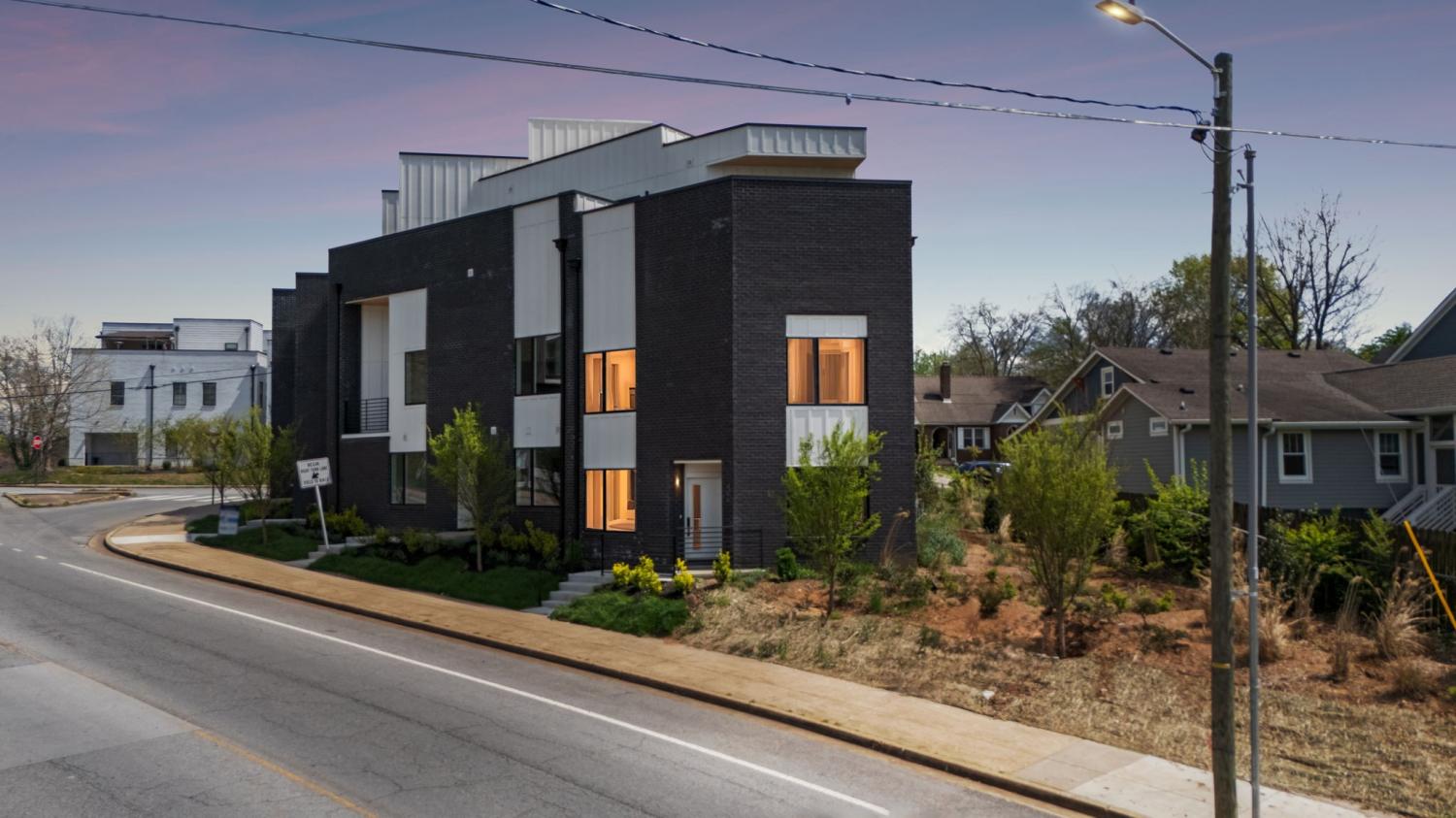 406-Douglas-Ave For Sale