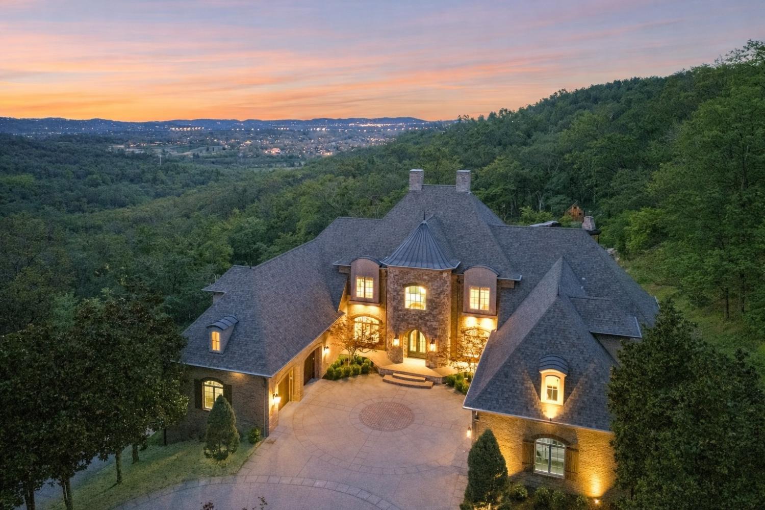 334-Lionheart-Ct For Sale
