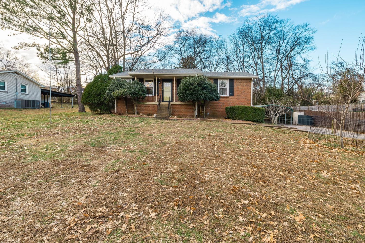 107-Lynn-Dr For Sale