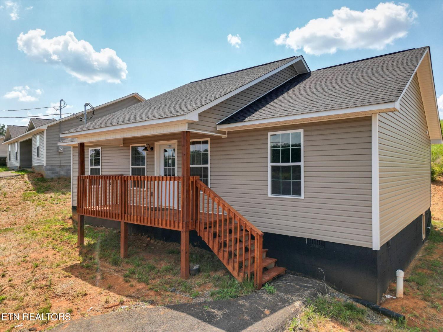 3296-Parker-Blvd For Sale