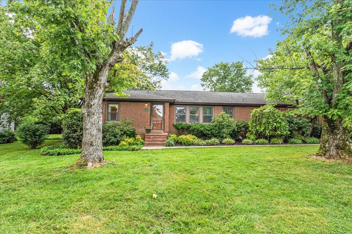 515-McKellar-Dr For Sale