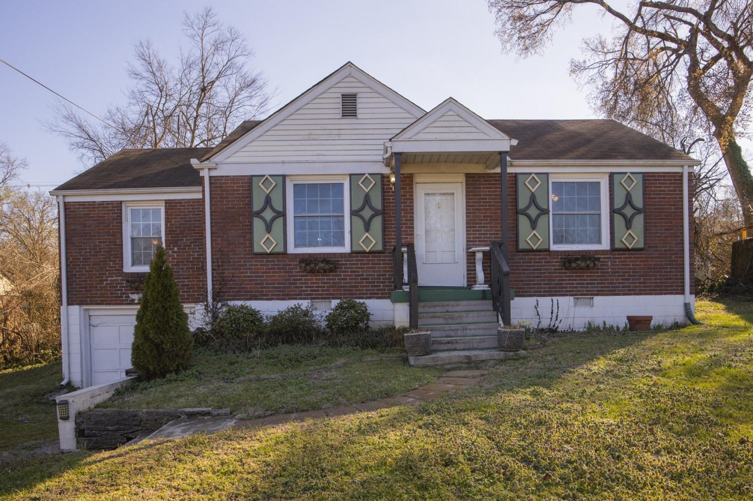 120-Montague-Way For Sale