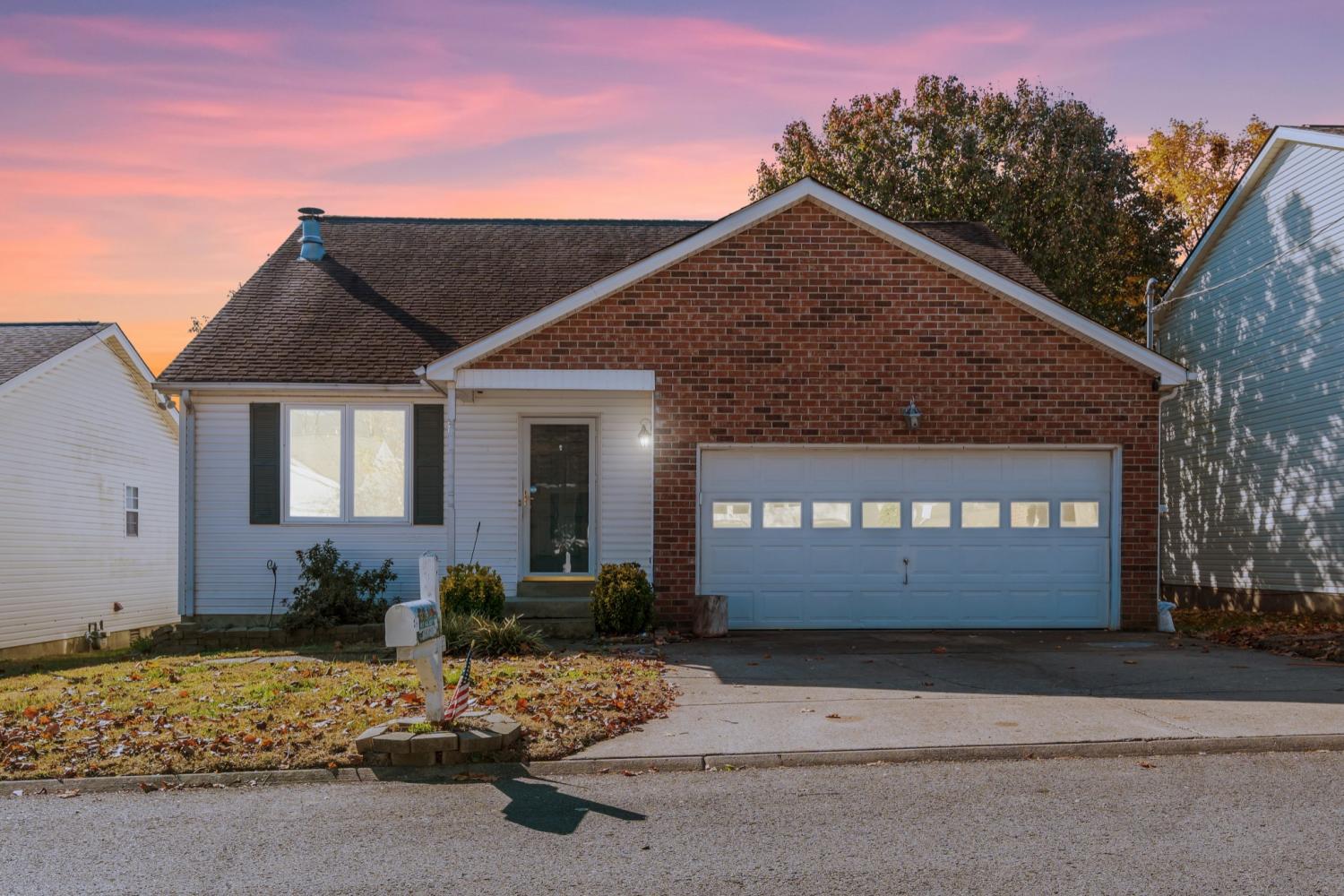 104-Edgehill-Ln For Sale