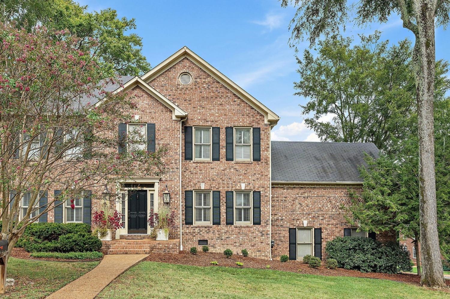 617-Indian-Ridge-Dr For Sale