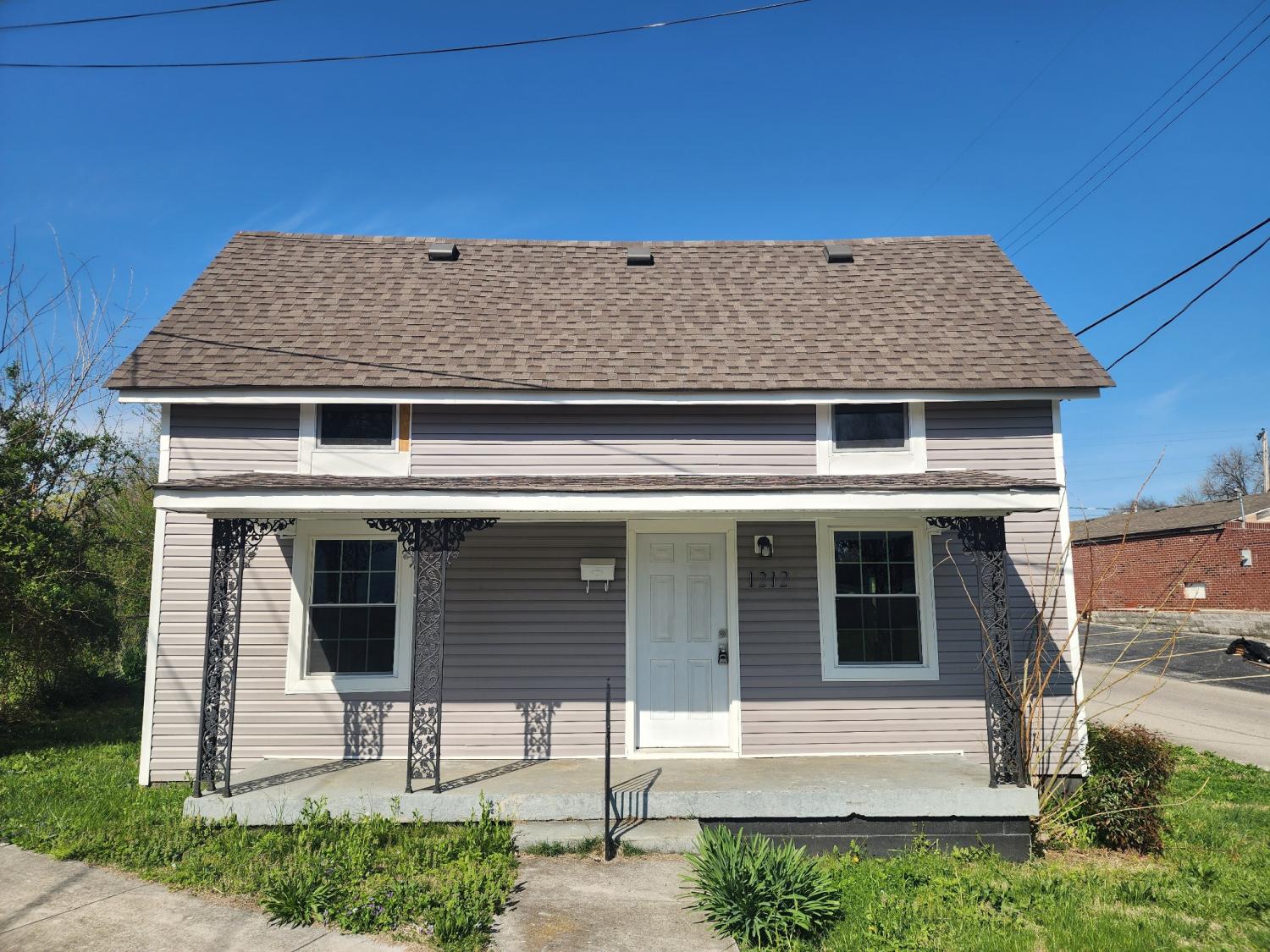 1212-Sharpe-St For Sale