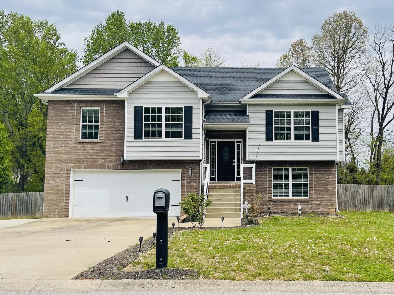 3573-Aurora-Dr For Sale
