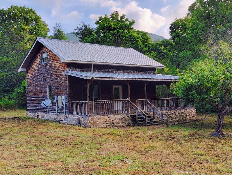 1935-Fairview-Rd For Sale