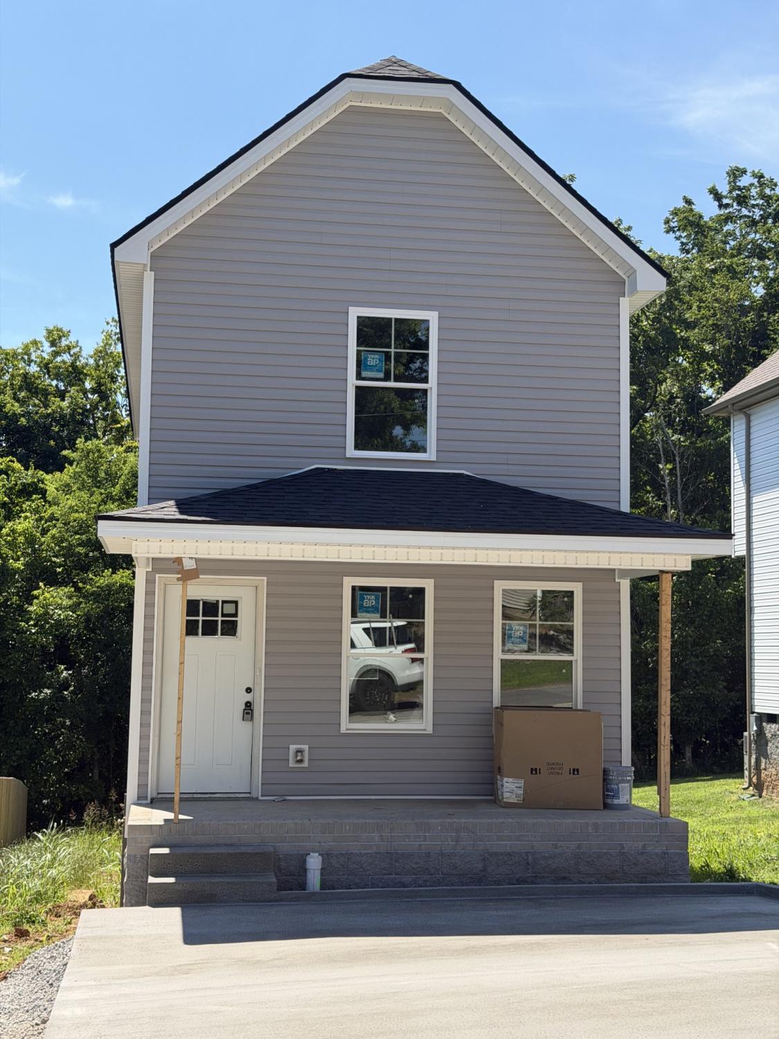 170-Oak-St For Sale