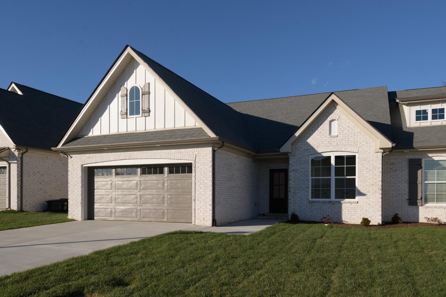 2290-Midland-Rd For Sale