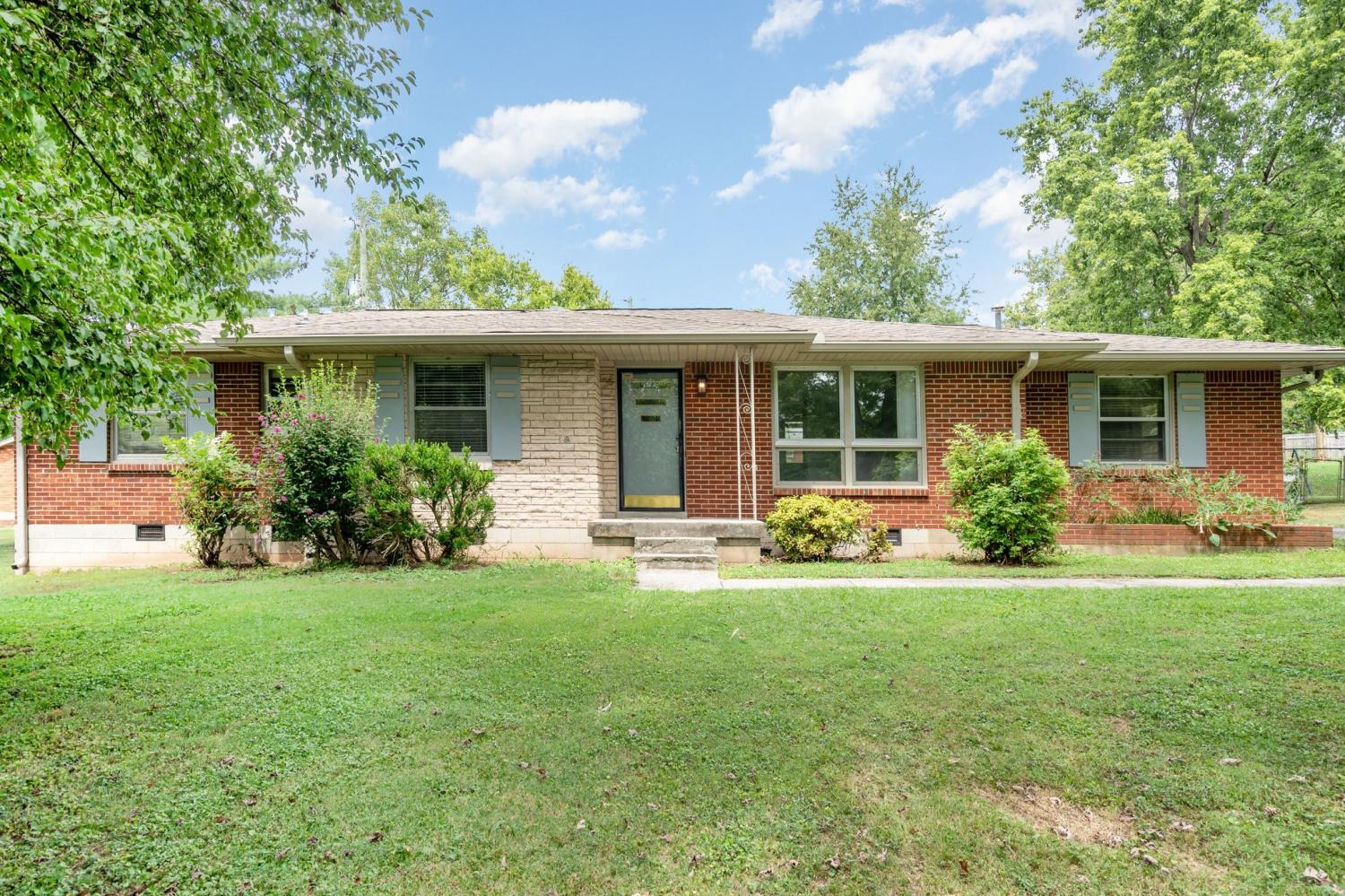 2404-Dundee-Ln For Sale