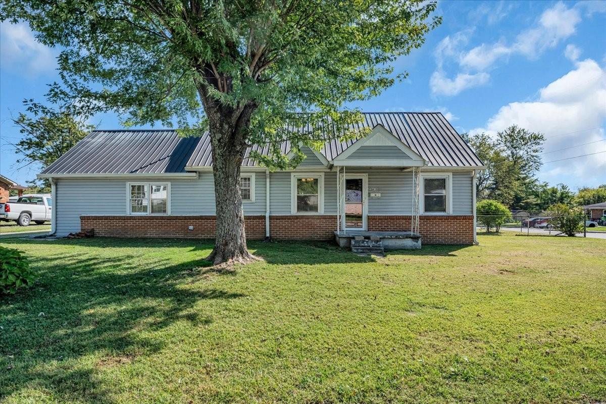 416-Juniper-Ln For Sale