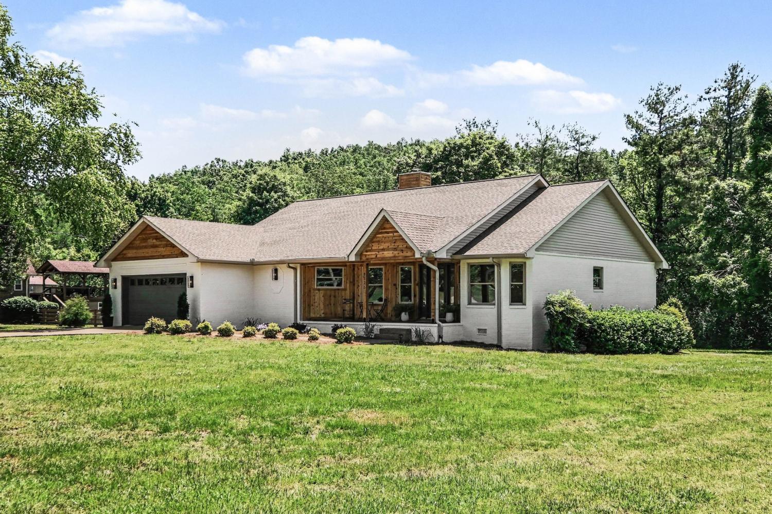 8525-Old-Harding-Ln For Sale