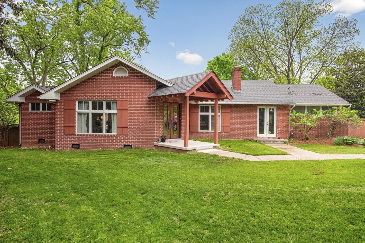 301-Browning-Rd For Sale