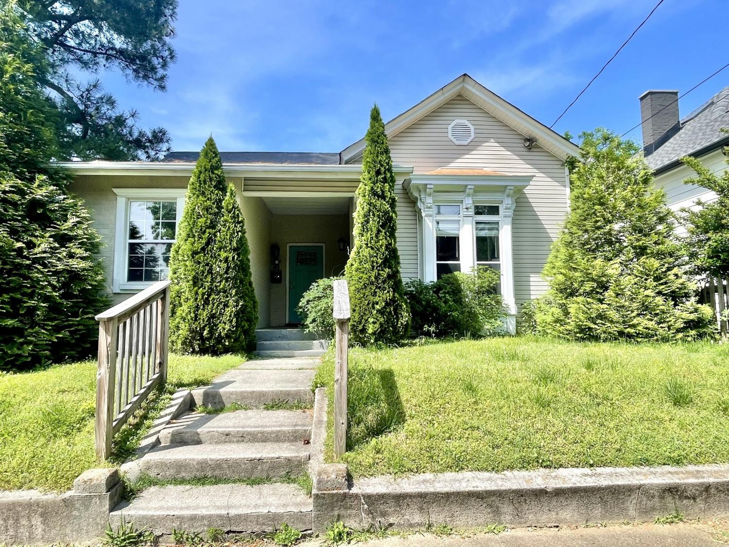 315-Grace-St For Sale