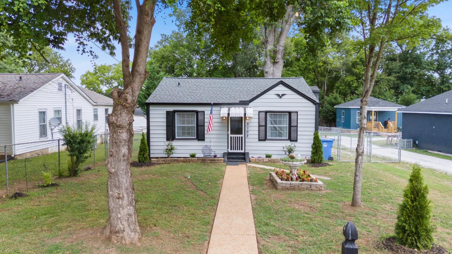 3102-Crescent-Circle For Sale