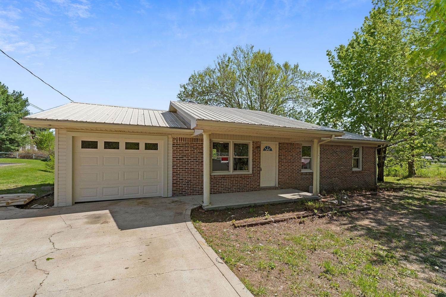100-Hop-Anderson-Ln For Sale
