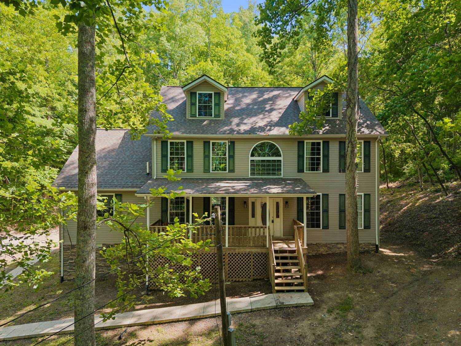 8565-Cub-Creek-Rd For Sale