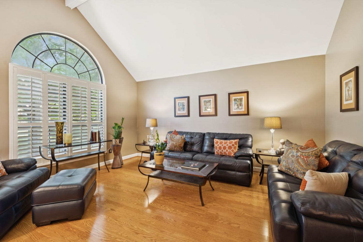 9225-Sawyer-Brown-Rd For Sale
