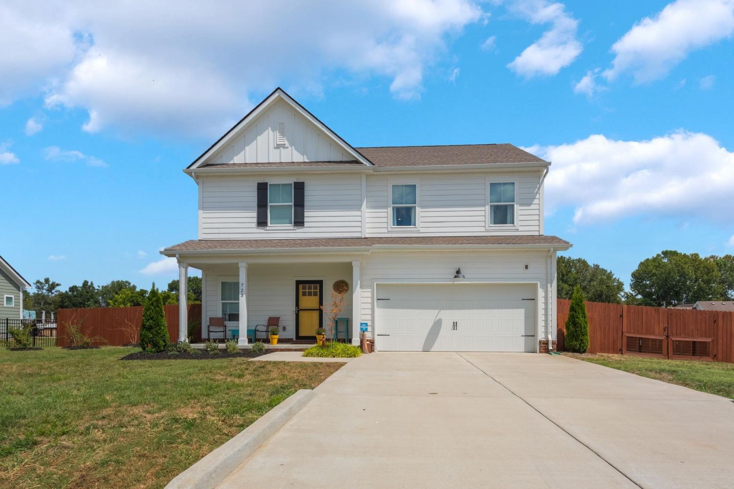 723-Larry-Cir For Sale