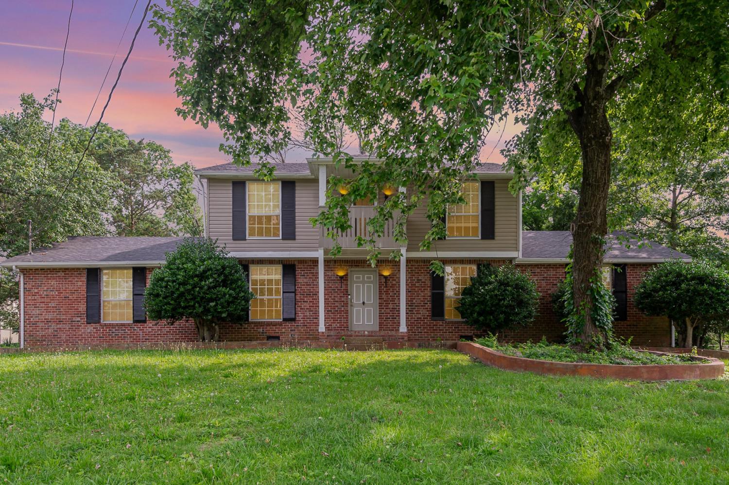 3516-Saxon-Mist-Ct For Sale
