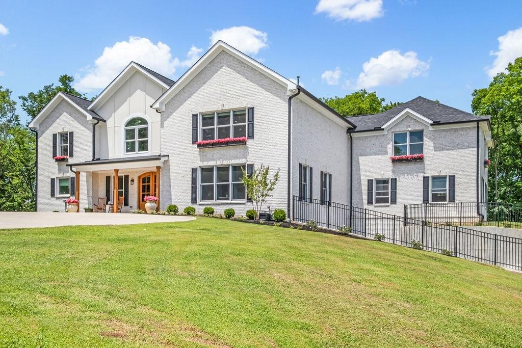 135-Curtiswood-Dr For Sale