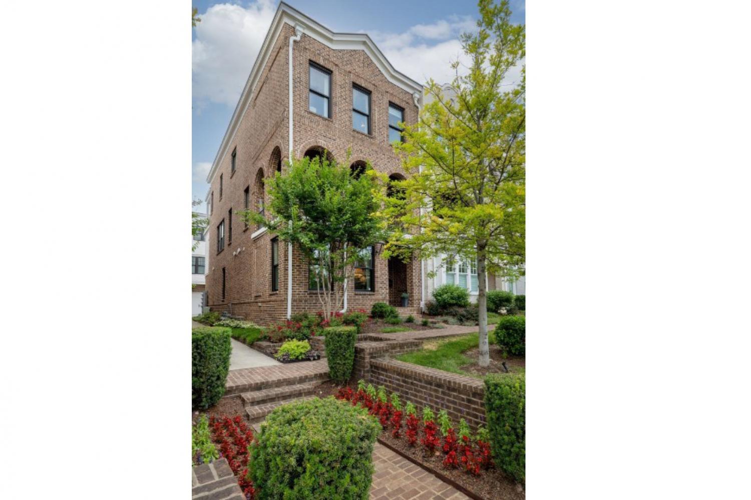 3608D-West-End-Ave For Sale