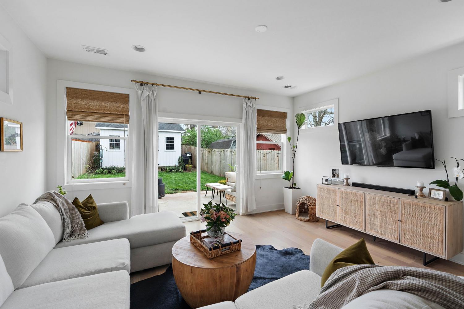 212A-Queen-Ave For Sale