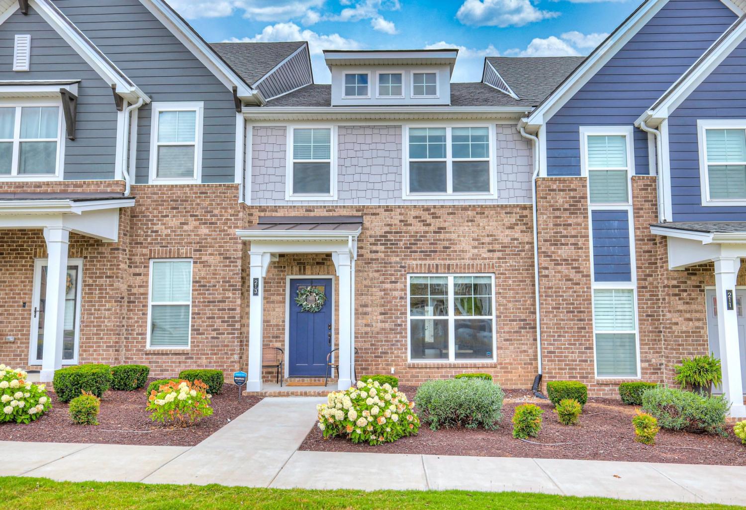 213-Kenner--Aly For Sale