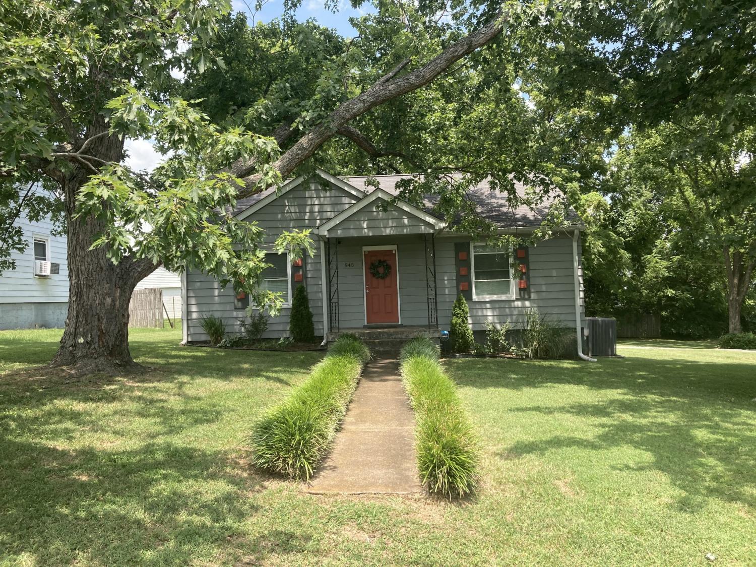 945-Chickasaw-Ave For Sale