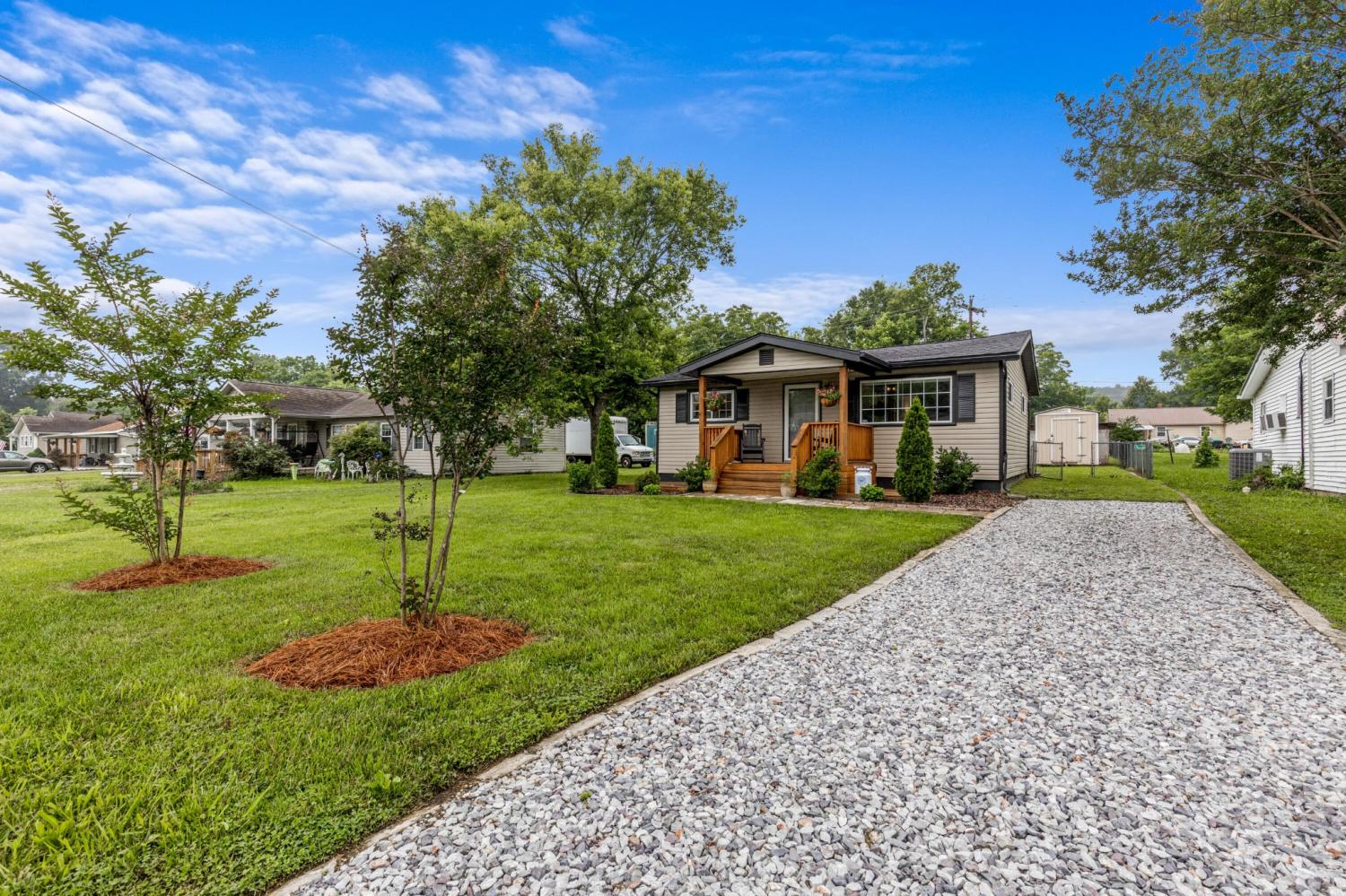 121-S-Aster-Avenue For Sale