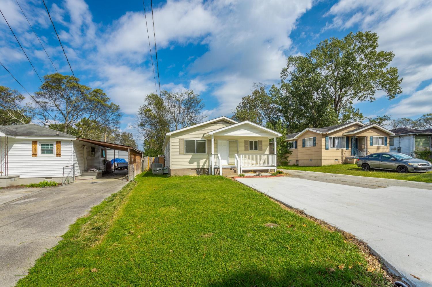 6011-Wellworth-Avenue For Sale