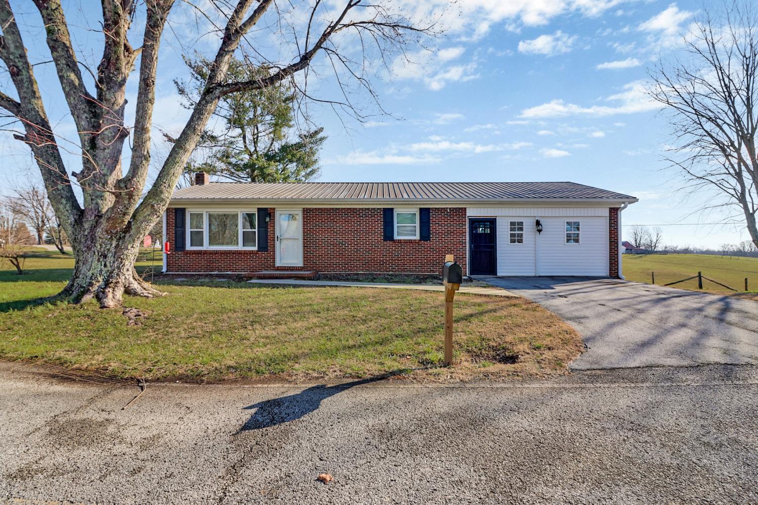 9-Templeton-St For Sale