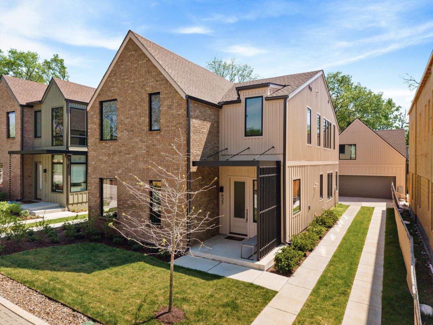 627-Richmond-Bnd For Sale