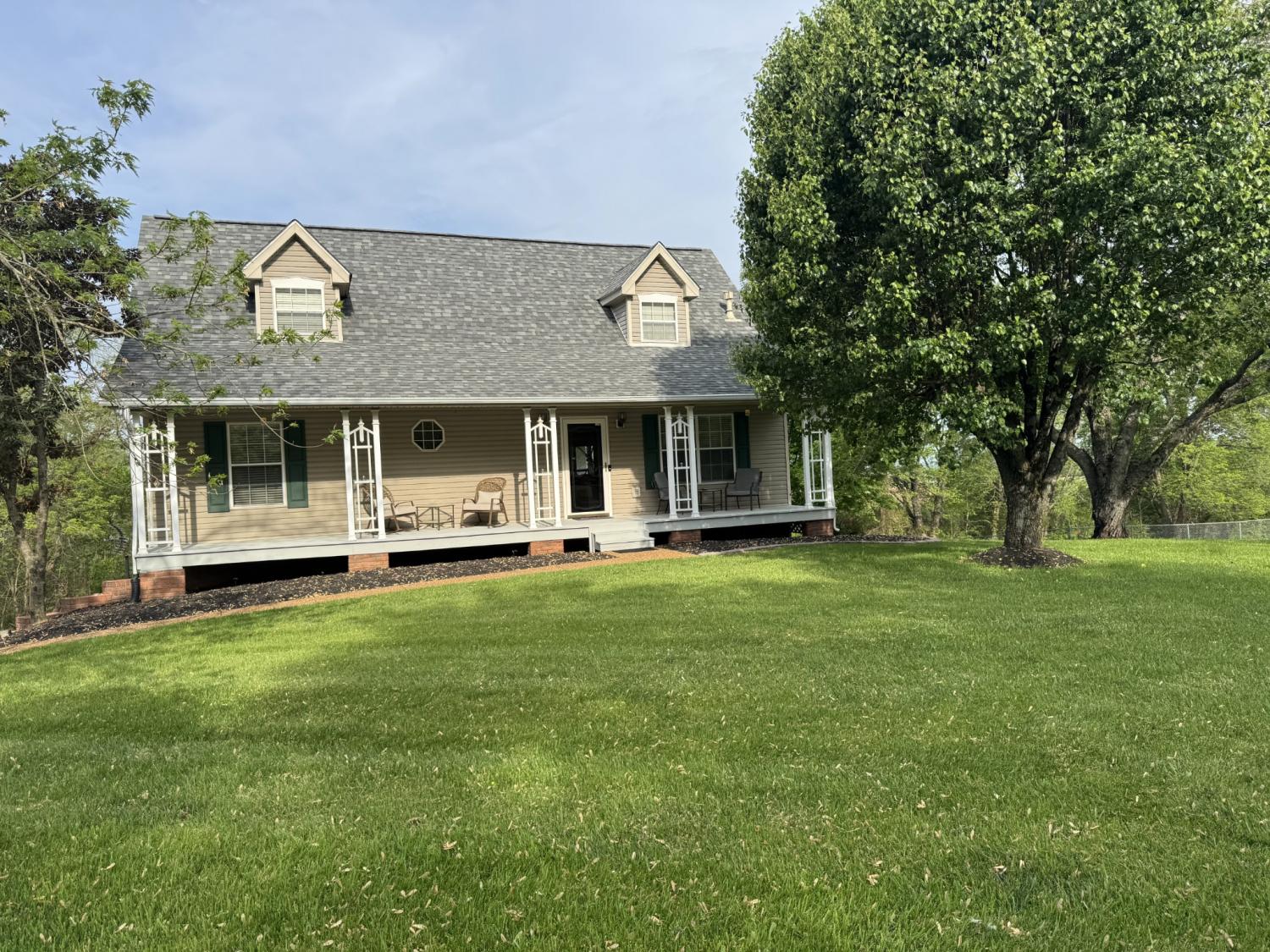 809-Hillside-Dr For Sale