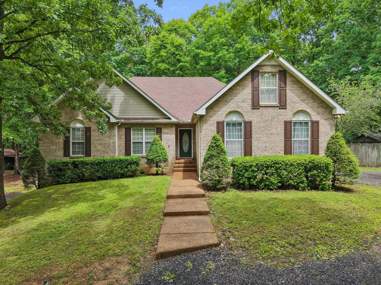 5668-Pinewood-Rd For Sale