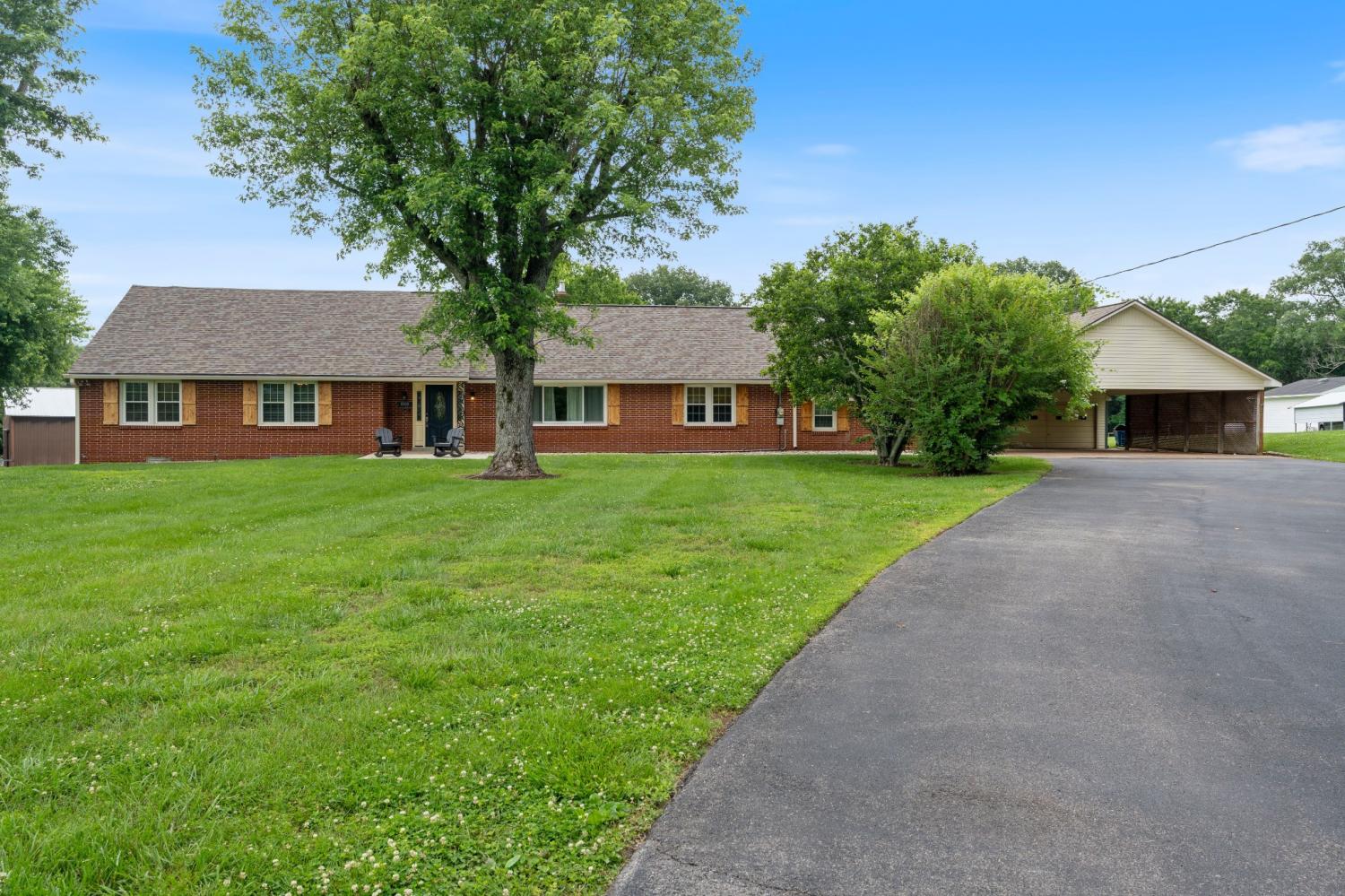 1108-Lakeview-Dr For Sale