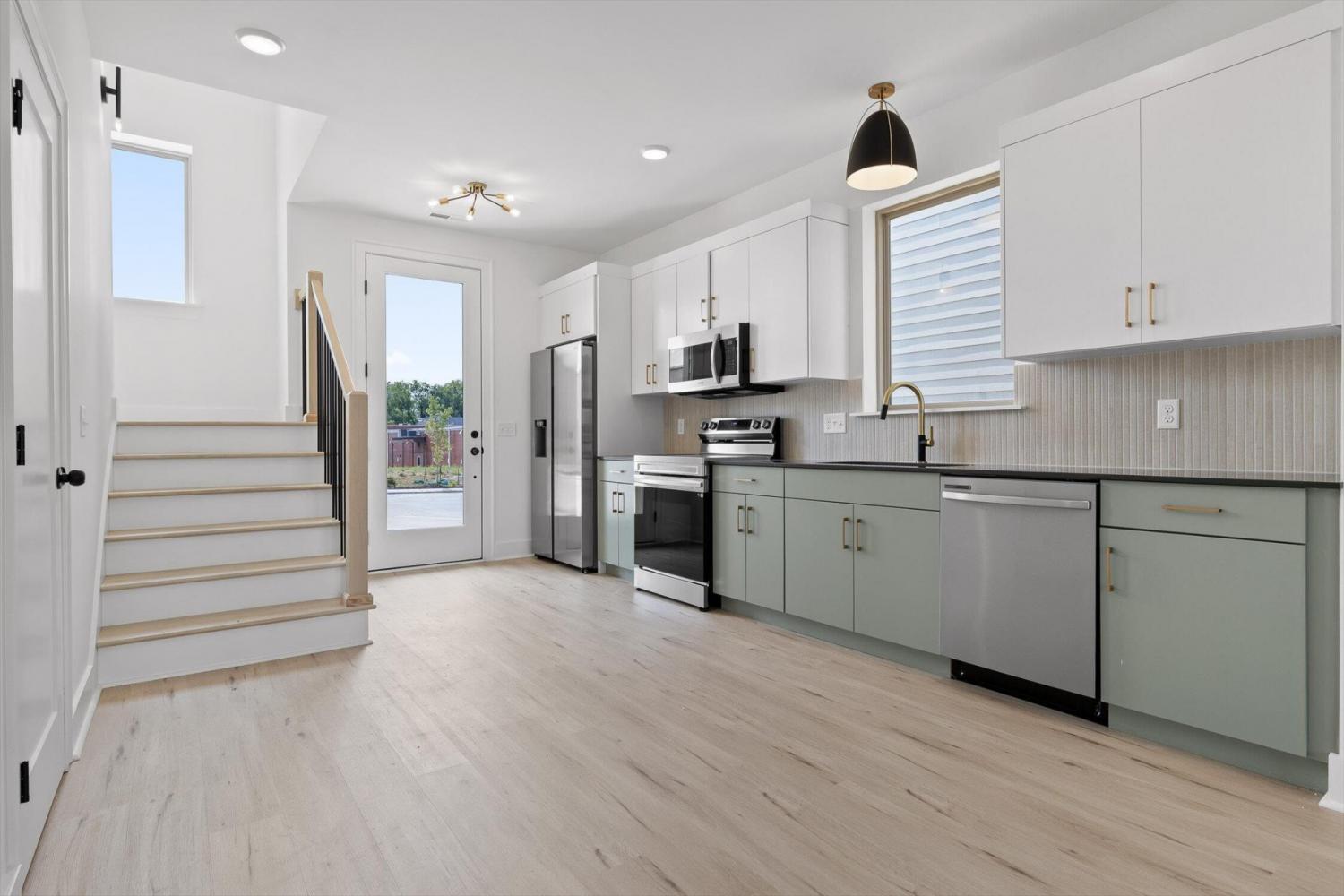 2550-E-18th-Street For Sale