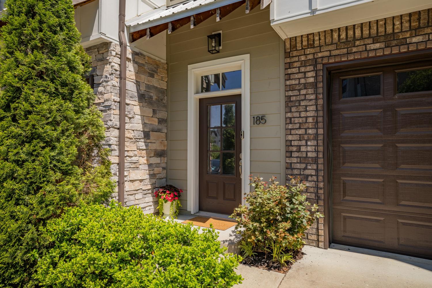185-Stonecrest-Dr For Sale