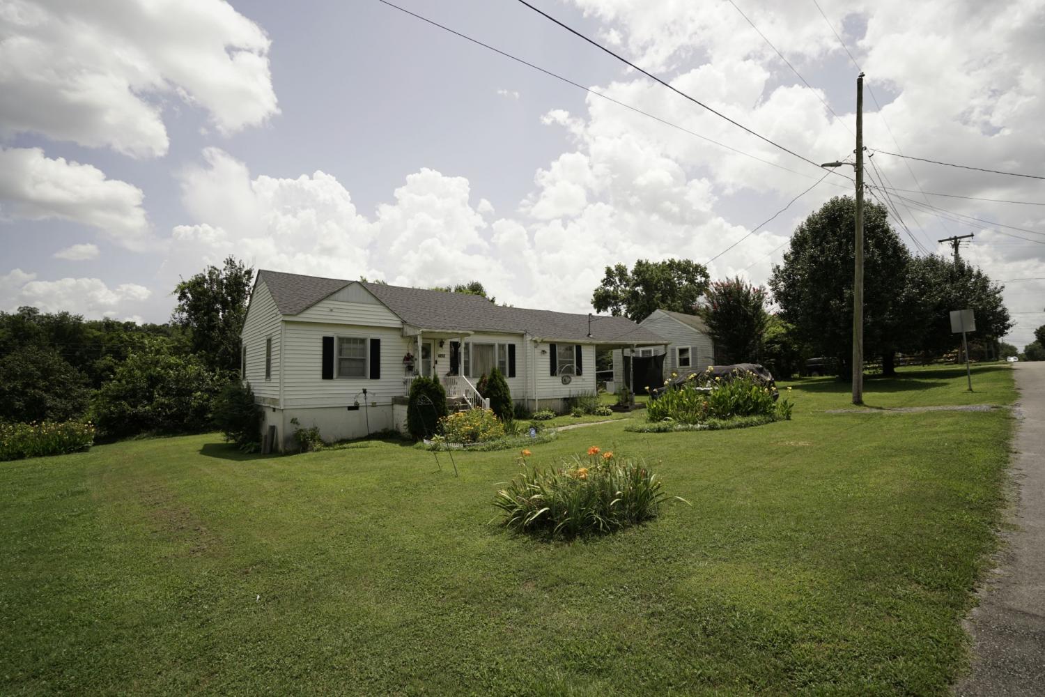 4252-Woods-St For Sale