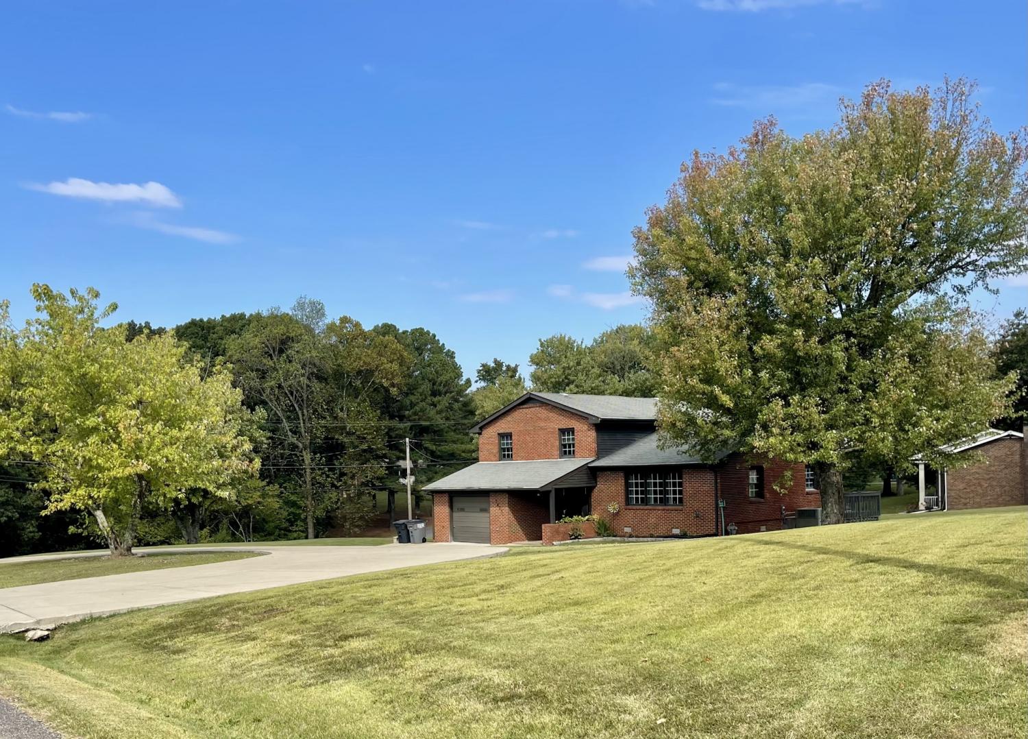 2425-Barwood-Dr For Sale
