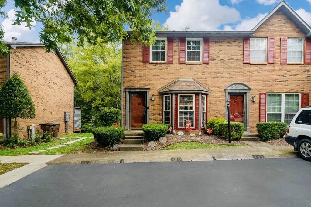 469-Hickory-Glade-Dr For Sale