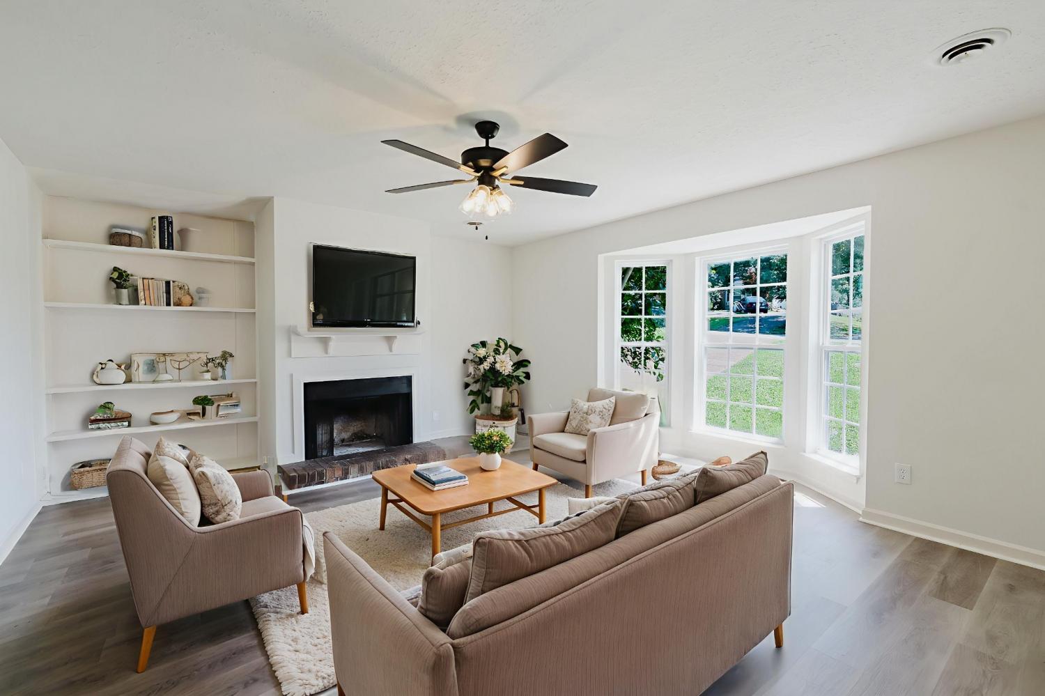 1110-Cabana-Dr For Sale