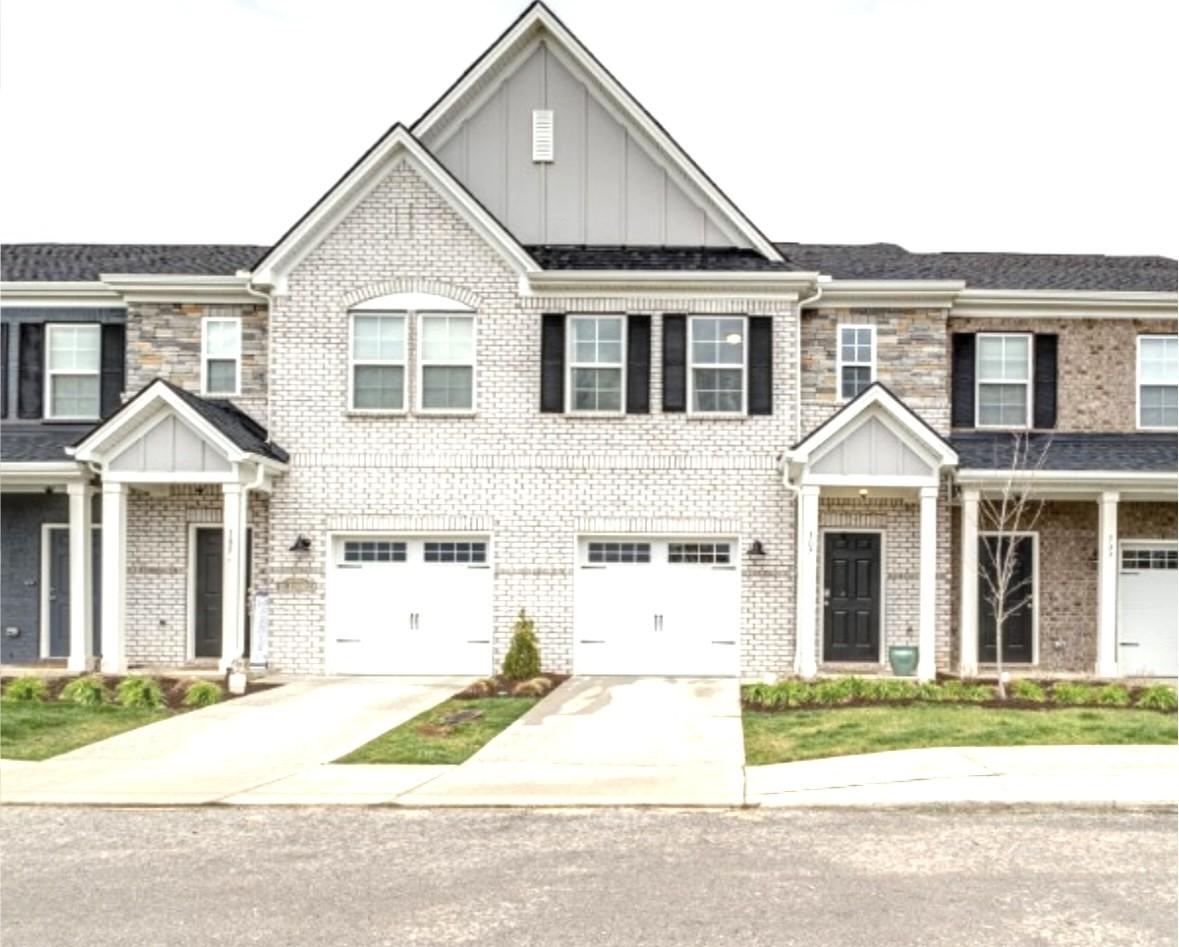 305-Victoria-Dr For Sale