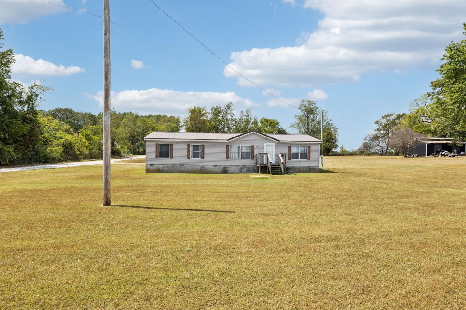 517-Henryville-Rd For Sale