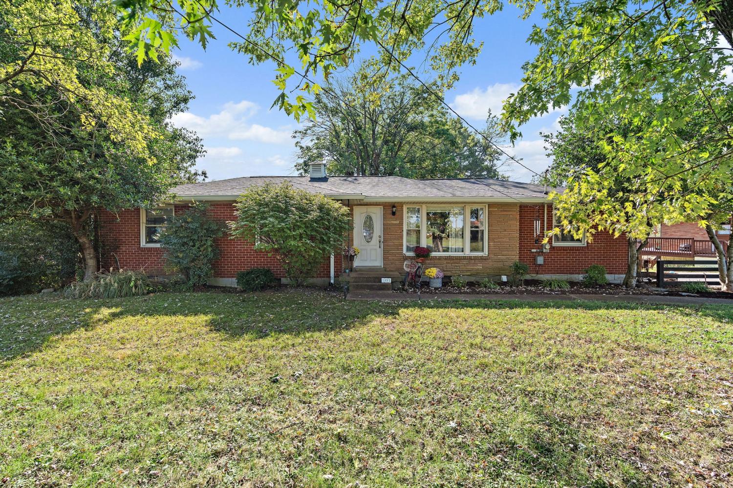 101-Newport-Dr For Sale